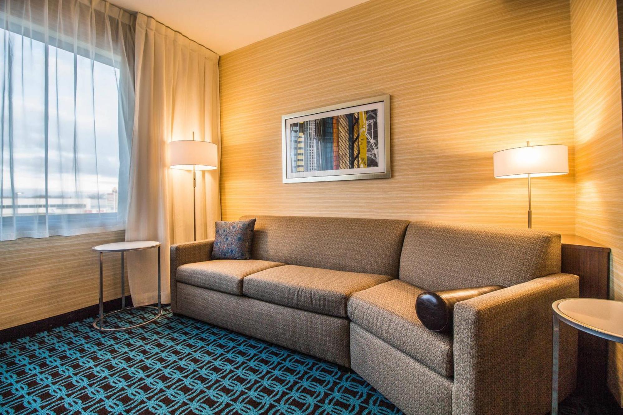 Fairfield Inn & Suites By Marriott Реджайна Екстер'єр фото
